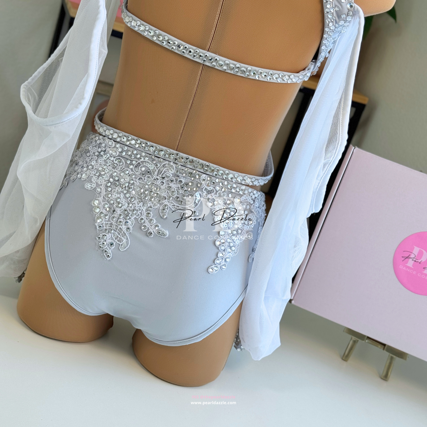 Ready to ship -CM(6-8Y)-Grey/White Lyrical Dance Costume
