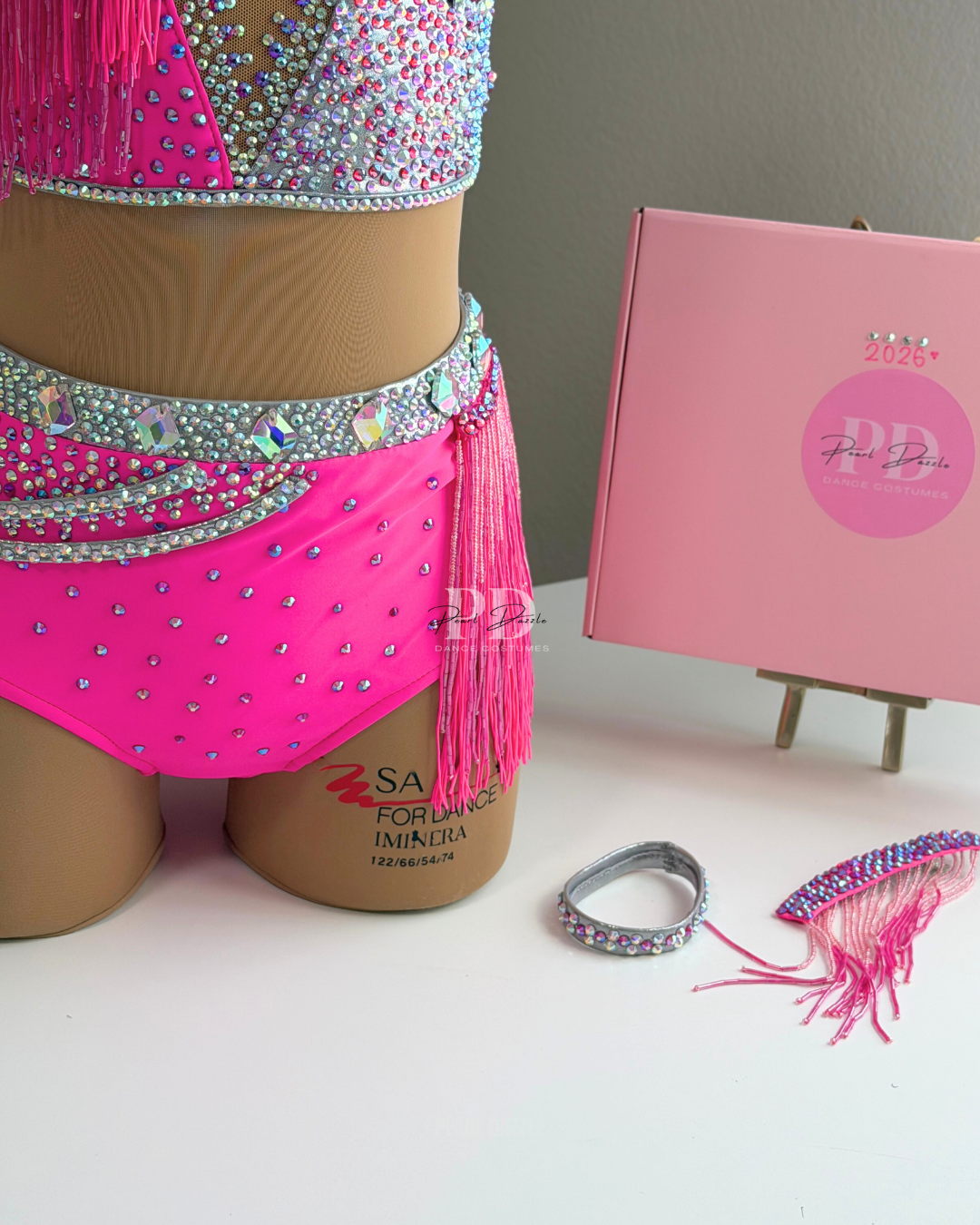 Ready to Ship – CL/CXL(9-11Y) Sassy Fringe Neon Pink/Silver Jazz Costume